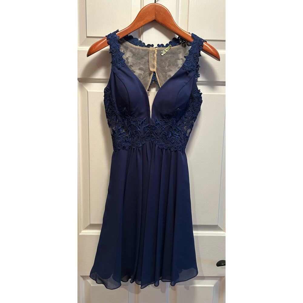 Faviana Navy Chiffon and Lace Formal Dress, Size 4